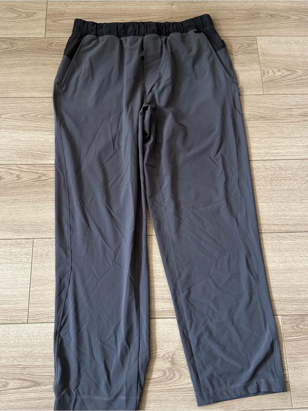 Lululemon Zeroed In Pants Large Gray Classic Fit Lightweight Stretch Athleisure